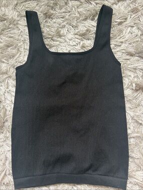 Black Ribbed Stretchy Square-Neck Tank Top - RAZZ